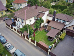 Aparthotel 3 , Cosy House Studio'' & Parking